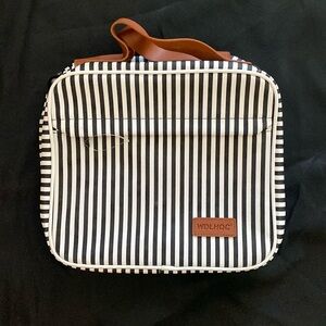 WDLHQC Large Waterproof Travel Toiletry Cosmetic Accessory Organizer Bag.